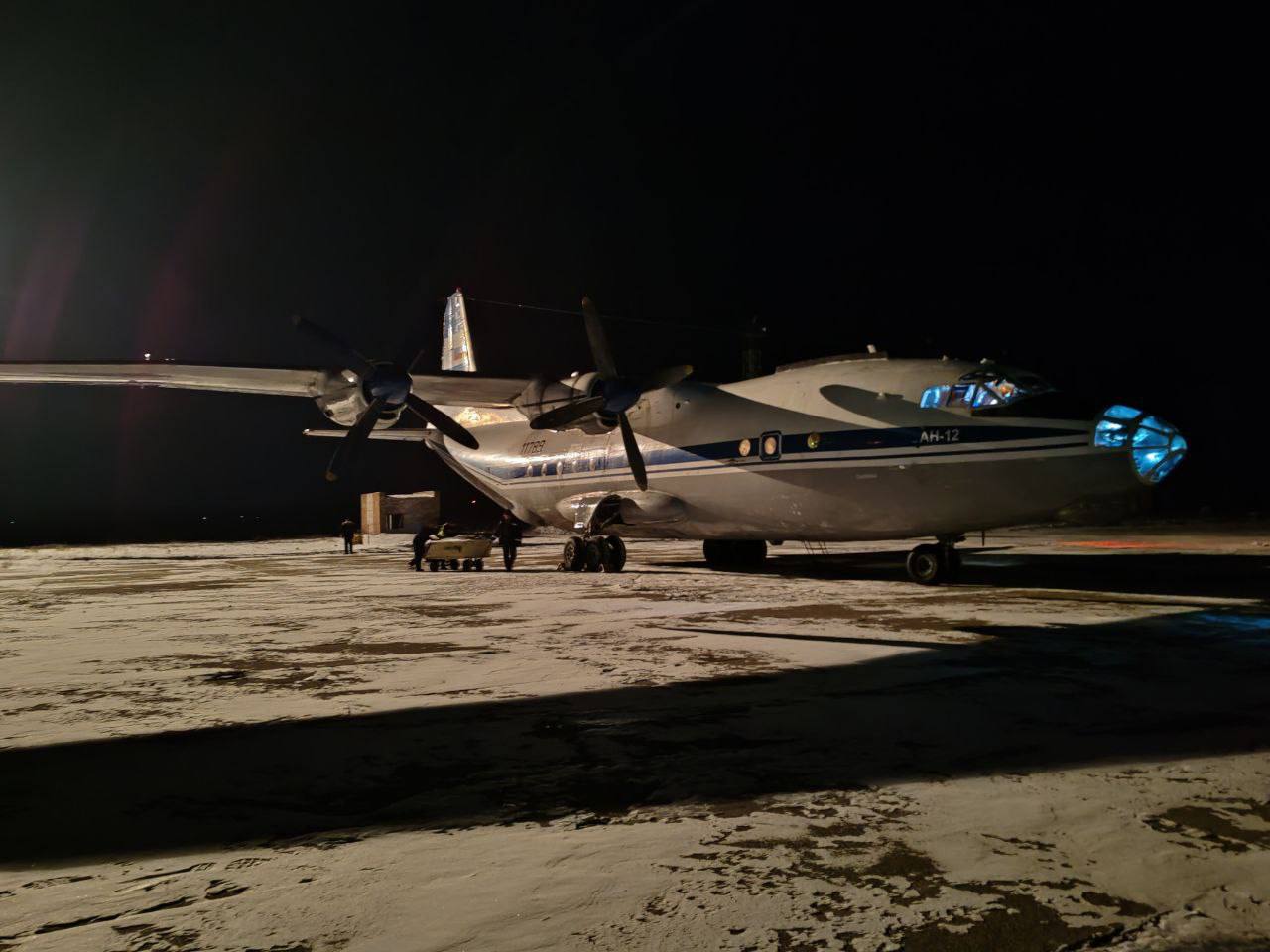 Экстренную посадку совершил Ан-12 в Комсомольске-на-Амуре