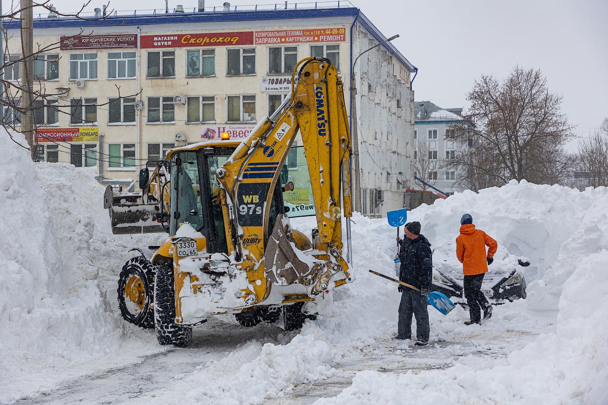 Сахалин остается во власти непогоды