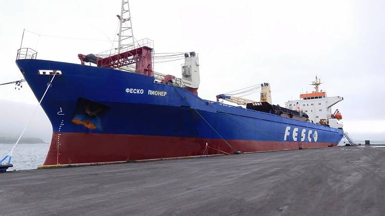 FESCO sent additional cargoes to Magadan